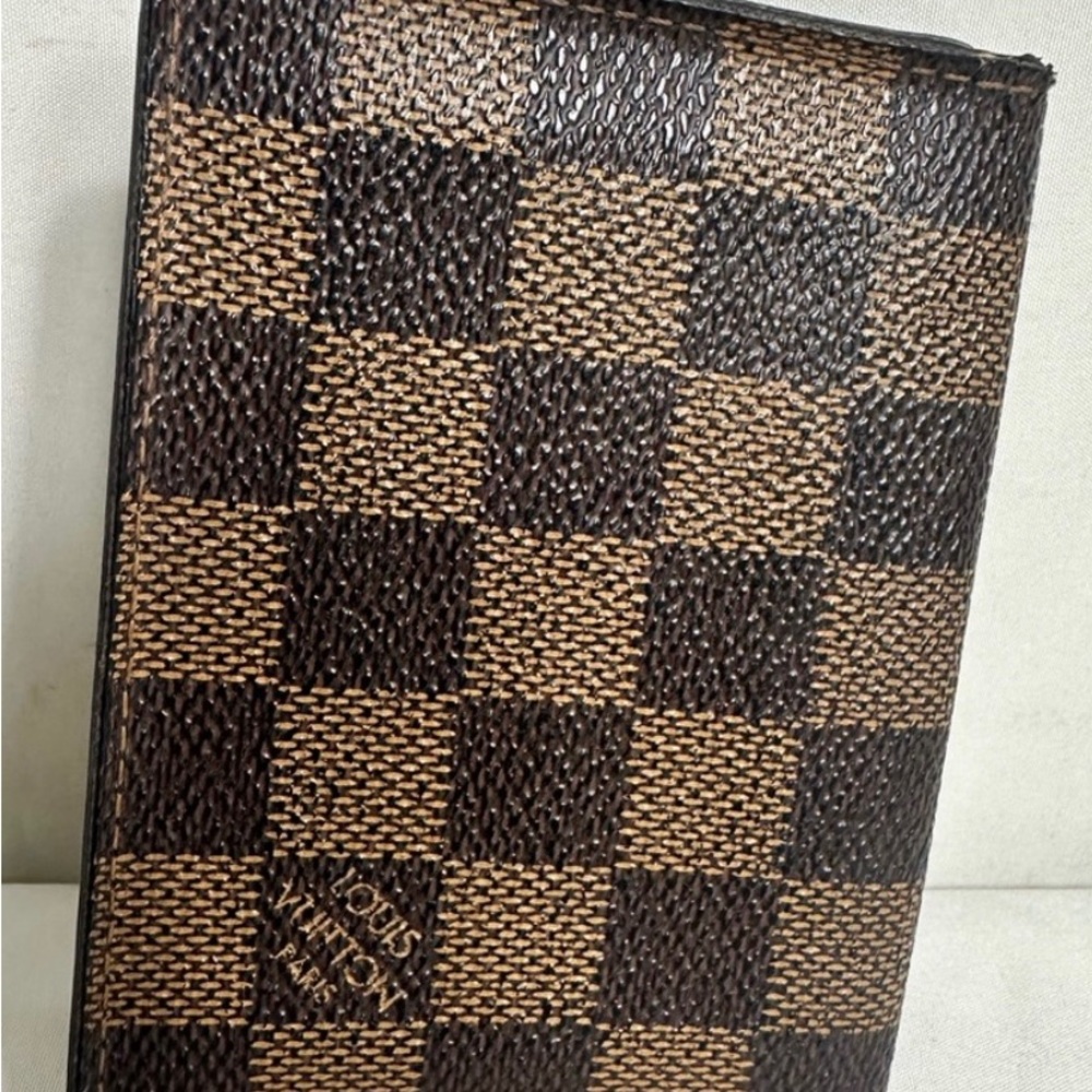 Louis Vuitton Card Holder or Cover Wallet